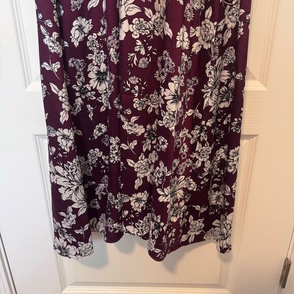 Bardot Women’s Jolie Floral Print Lattice Trim Satin Midi Dress Size 6/Small - Picture 3 of 12